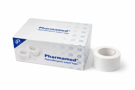 Przejdź do produktu Przylepiec papierowy włókninowy 2,5 cm x 5 m Pharmamed do mocowania opatrunków i gazików