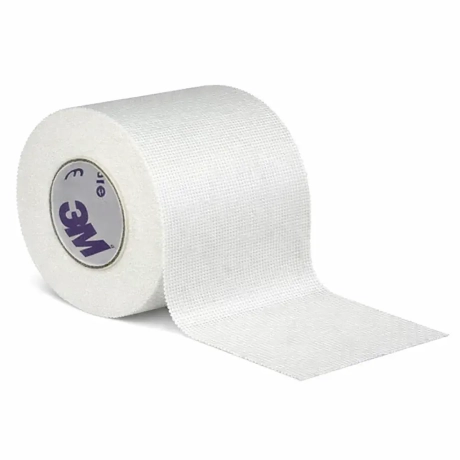 Przejdź do produktu Przylepiec chirurgiczny włókninowy 3M 5 cm x 9,1 m – plaster chirurgiczny